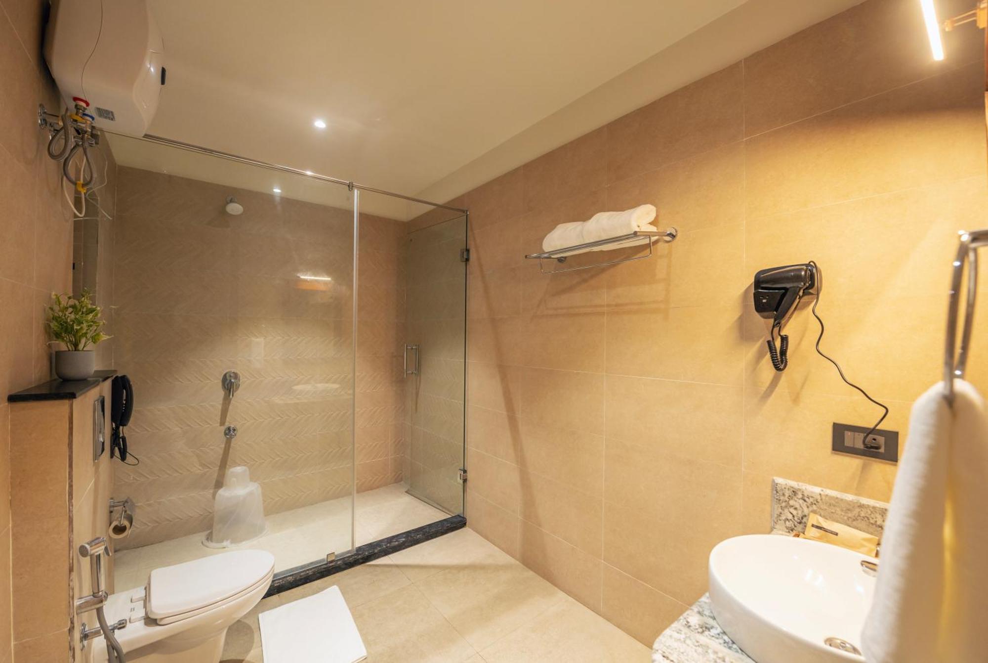 Ra Vista Hotel Kolkata Bagian luar foto