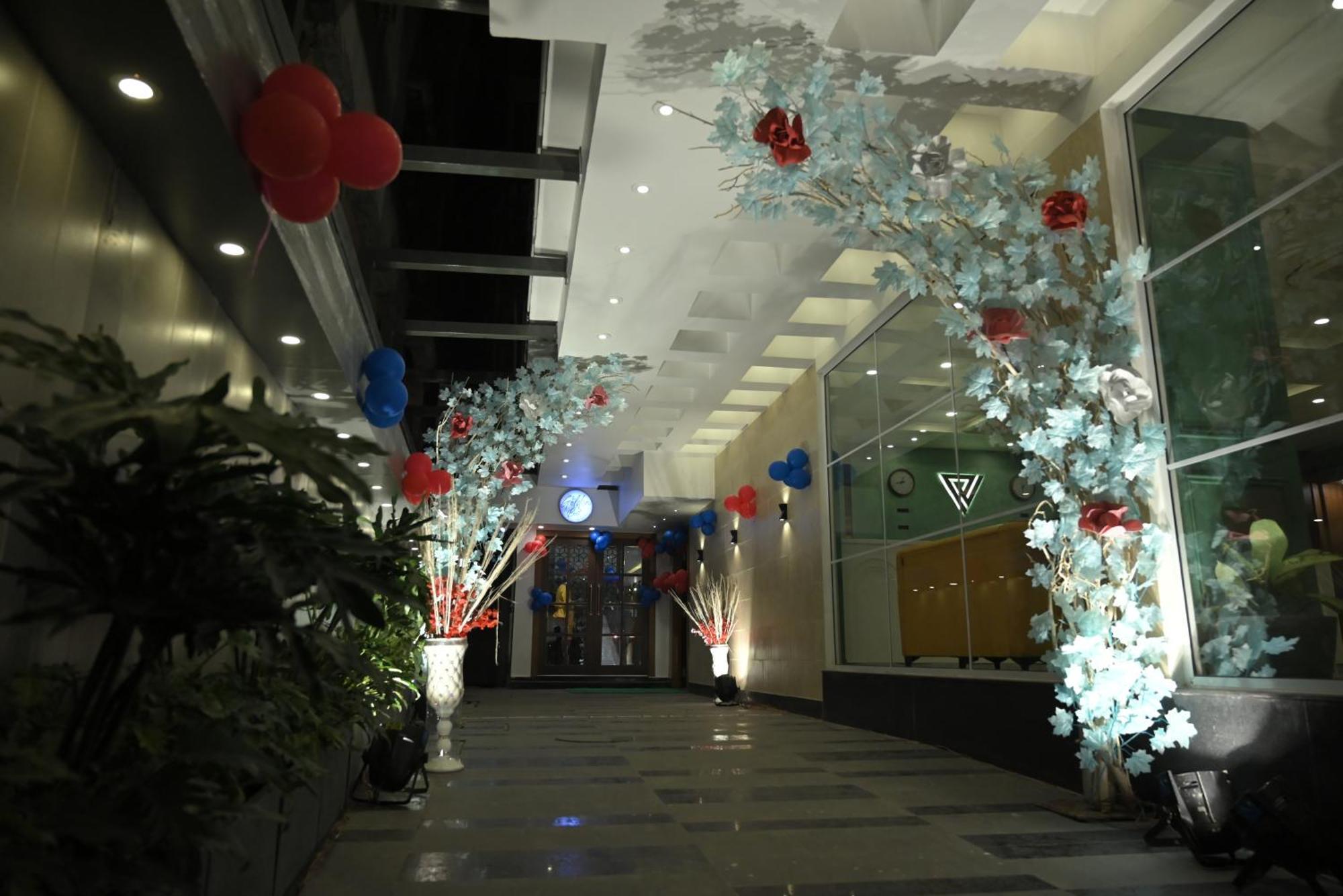 Ra Vista Hotel Kolkata Bagian luar foto